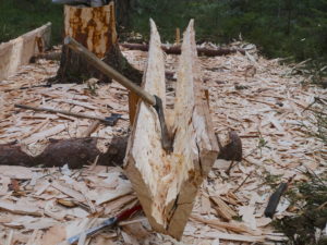 Andraklyvning fullbordad. nu återstår dimensionshuggningen
